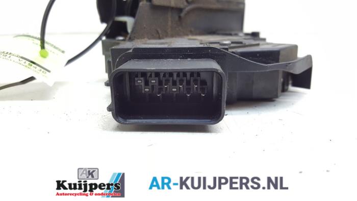 Portierslot Mechaniek 4Deurs rechts-achter van een Ford S-Max (GBW) 2.0 TDCi 16V 140 2009