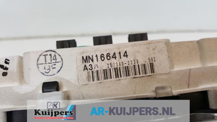 Kilometerteller KM - Mitsubishi Pajero