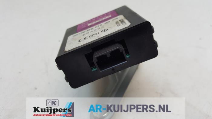 Centrale Deurvergrendelings Module - Mitsubishi Pajero