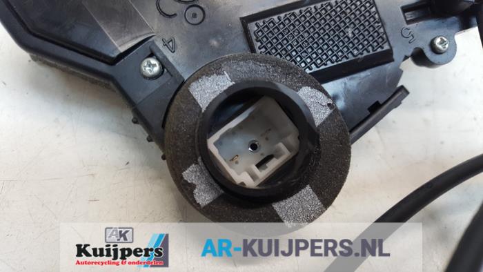 Deurslot Mechaniek 4Deurs rechts-voor - Daihatsu Materia