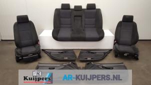 Gebruikte Bekleding Set (compleet) BMW 5 serie (E39) 528i 24V Prijs € 295,00 Margeregeling aangeboden door Autorecycling Kuijpers
