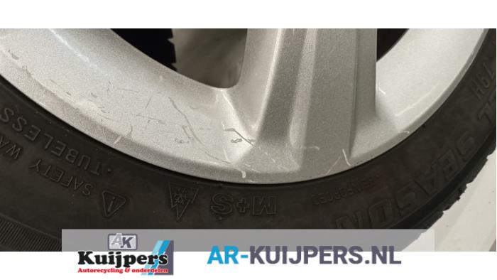 Velgen set + banden - Opel Agila