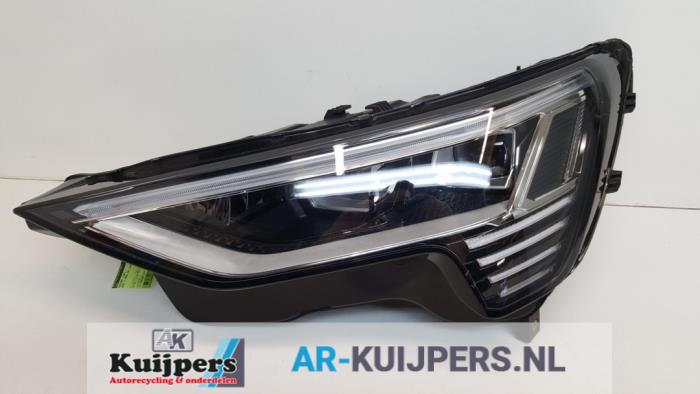 Koplamp links - Audi E-Tron