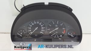 Gebruikte Kilometerteller KM BMW 5 serie (E39) 528i 24V Prijs € 49,00 Margeregeling aangeboden door Autorecycling Kuijpers