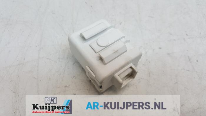 Centrale Deurvergrendelings Module - Suzuki SX-4