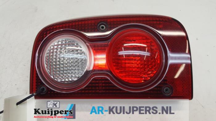 Achterlicht rechts van een Land Rover Freelander Hard Top 2.0 td4 16V 2006