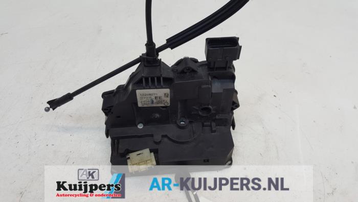 Deurslot Mechaniek 4Deurs links-voor - Opel Meriva
