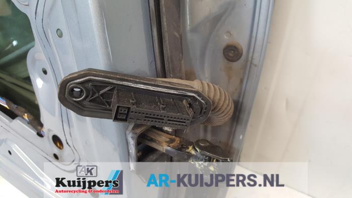 Portier 4Deurs links-achter - BMW 3-Serie