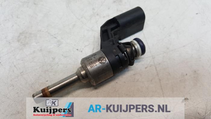 Injector (benzine injectie) - Volkswagen Touran