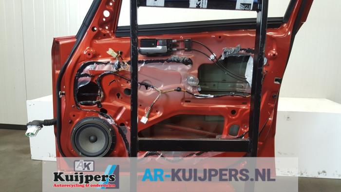 Portier 4Deurs rechts-voor - Suzuki SX-4