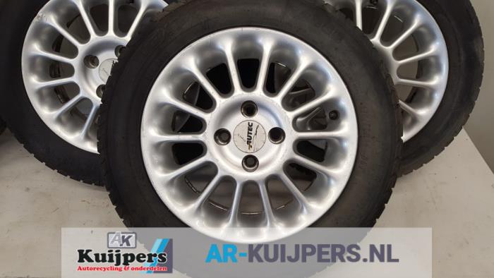 Velgen set + banden - Renault Twingo