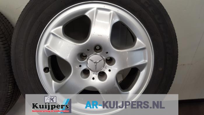 Velgen set + banden - Mercedes ML-Klasse