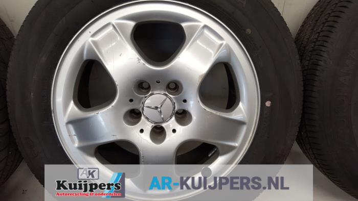 Velgen set + banden - Mercedes ML-Klasse