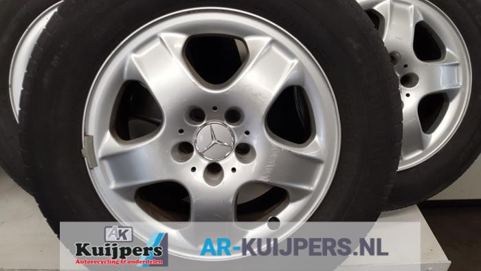 Velgen set + banden - Mercedes ML-Klasse