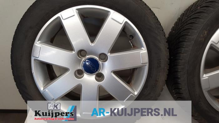 Velgen set + banden - Ford Fusion