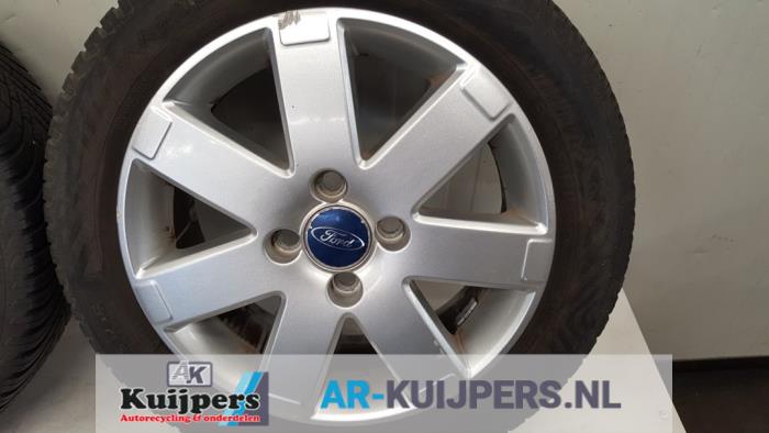 Velgen set + banden - Ford Fusion