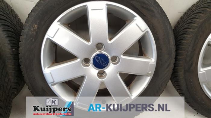 Velgen set + banden - Ford Fusion