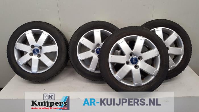 Velgen set + banden - Ford Fusion