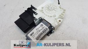 Gebruikte Portierruitmotor Seat Altea (5P1) 2.0 FSI 16V Prijs € 25,00 Margeregeling aangeboden door Autorecycling Kuijpers