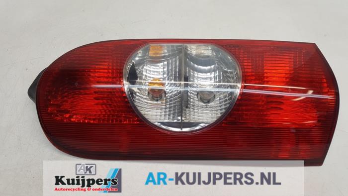 Achterlicht links - Renault Master