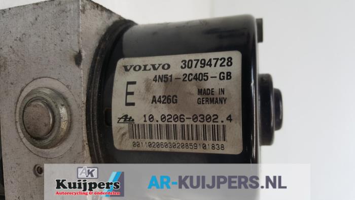 ABS Pomp - Volvo V50