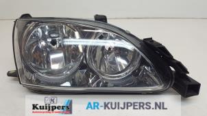 Gebruikte Rechter Koplamp Toyota Avensis (T22) 1.8 16V VVT-i Prijs € 59,29 Inclusief btw aangeboden door Autorecycling Kuijpers