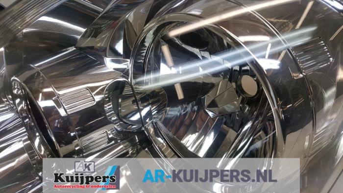 Koplamp links - Toyota Corolla Verso