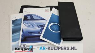 Gebruikte Instructie Boekje Toyota Yaris II (P9) 1.3 16V VVT-i Prijs € 19,00 Margeregeling aangeboden door Autorecycling Kuijpers