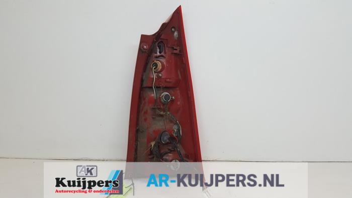Achterlicht links - Mazda Premacy
