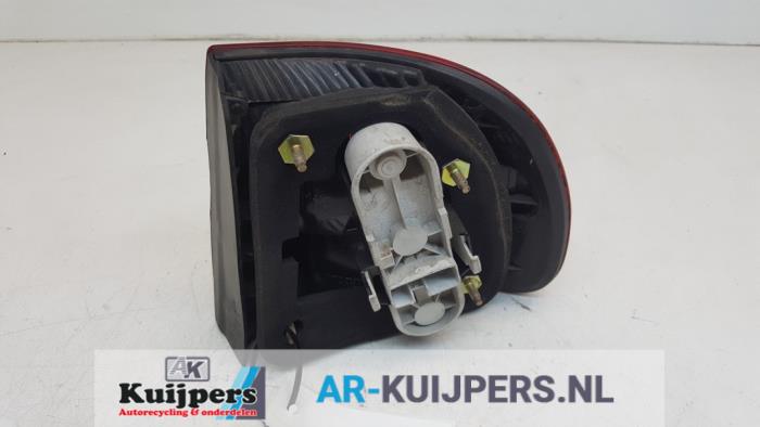 Achterlicht links - Volvo V40