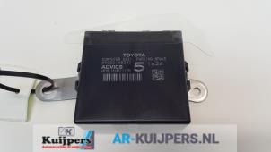 Gebruikte Computer Handrem Lexus RX (L2) 450h, 450h L V6 24V VVT-i AWD Prijs € 75,00 Margeregeling aangeboden door Autorecycling Kuijpers