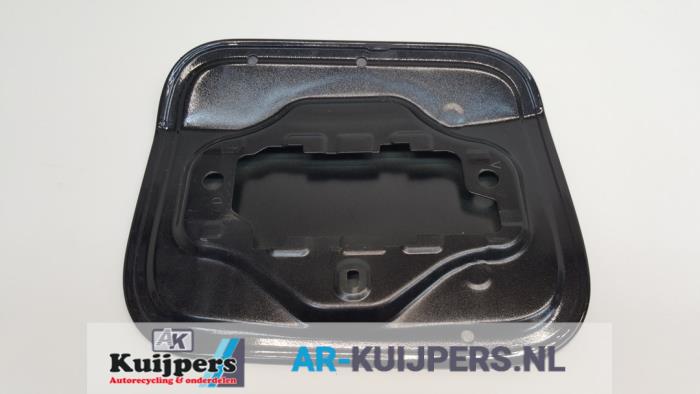 Tank Klep - Lexus RX 450H