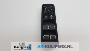 Gebruikte Ruit schakelaar elektrisch Lexus RX (L2) 450h, 450h L V6 24V VVT-i AWD Prijs € 50,00 Margeregeling aangeboden door Autorecycling Kuijpers