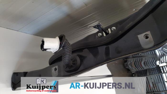 Portier 4Deurs links-voor - Lexus RX 450H