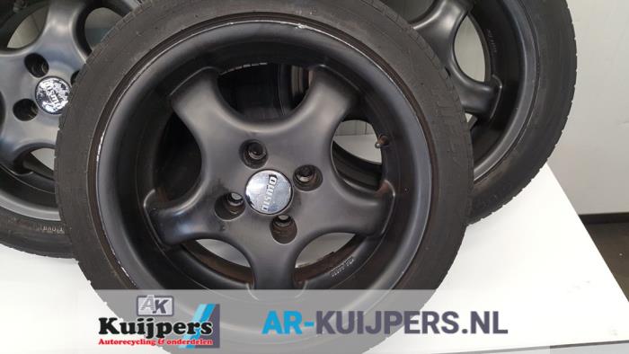 Velgen set + banden - Nissan Micra