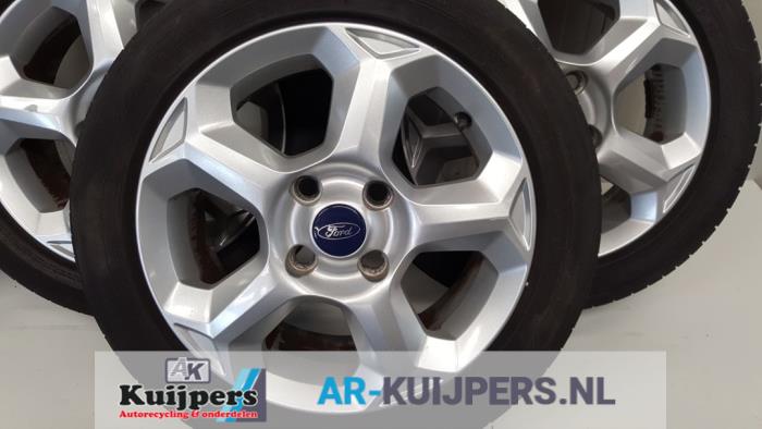 Velgen set + banden - Ford Fiesta