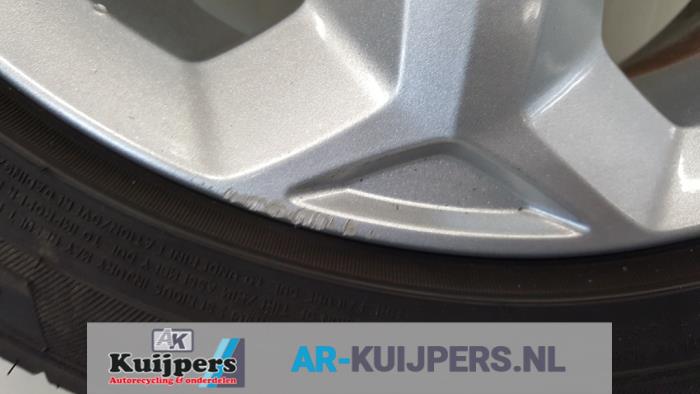 Velgen set + banden - Ford Fiesta