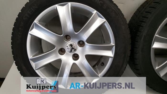 Velgen set + banden - Peugeot 207