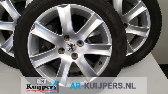 Velgen set + banden - Peugeot 207