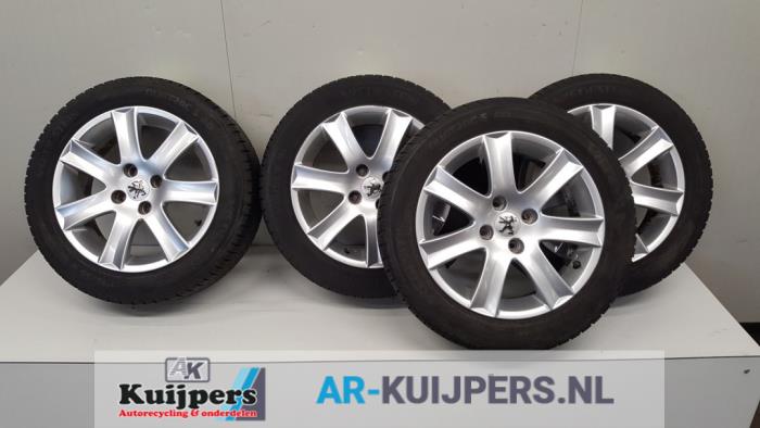 Velgen set + banden - Peugeot 207