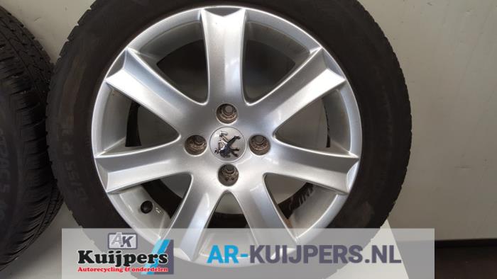 Velgen set + banden - Peugeot 207