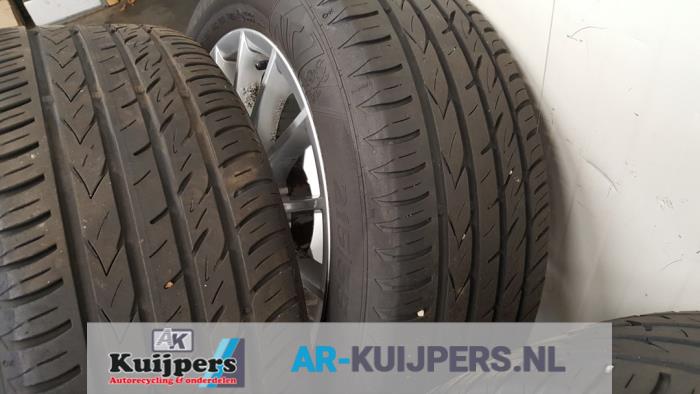 Velgen set + banden - Alfa Romeo 159