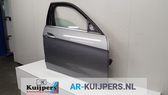 Portier 4Deurs rechts-voor - Mercedes E-Klasse