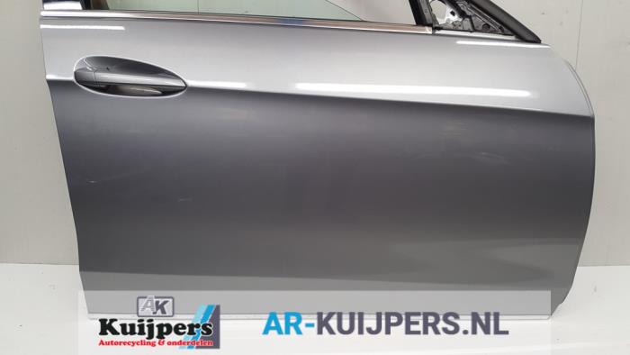 Portier 4Deurs rechts-voor - Mercedes E-Klasse