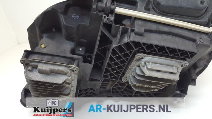 Koplamp rechts - Mercedes E-Klasse