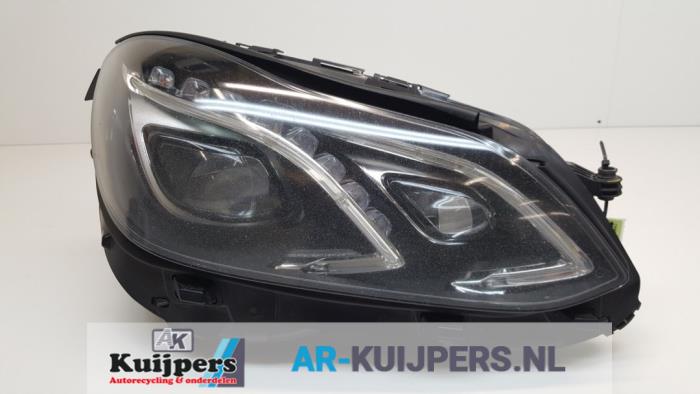Koplamp rechts - Mercedes E-Klasse