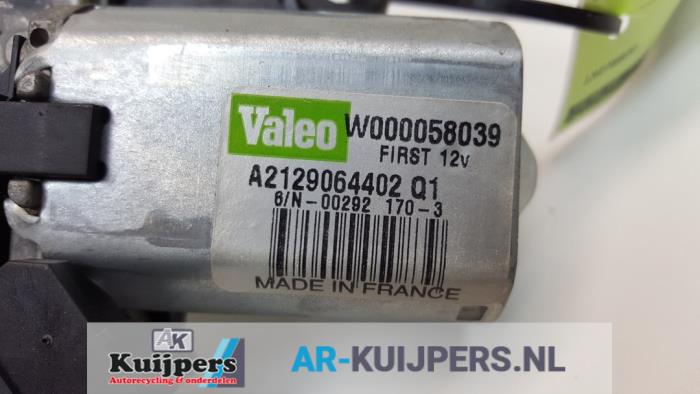 Ruitenwissermotor achter - Mercedes E-Klasse