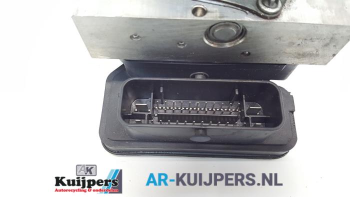 ABS Pomp - Mercedes E-Klasse