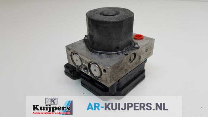 ABS Pomp - Mercedes E-Klasse