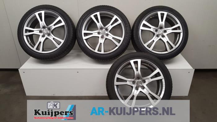 Velgen set + banden - Kia Sorento